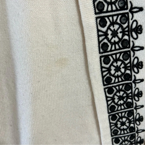 Sag Harbor Cream and Black Sweater Plus Size 3X Embroidered Sequins Embellished - Picture 5 of 9